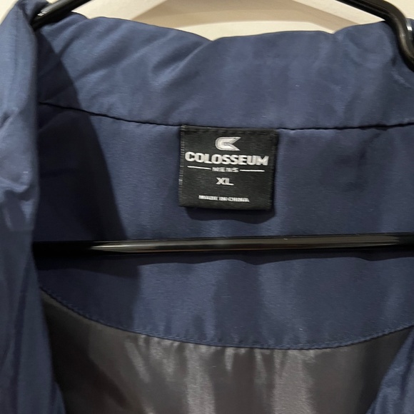 Notre Dame Men's Lightweight Quilted Vest - Picture 5 of 6